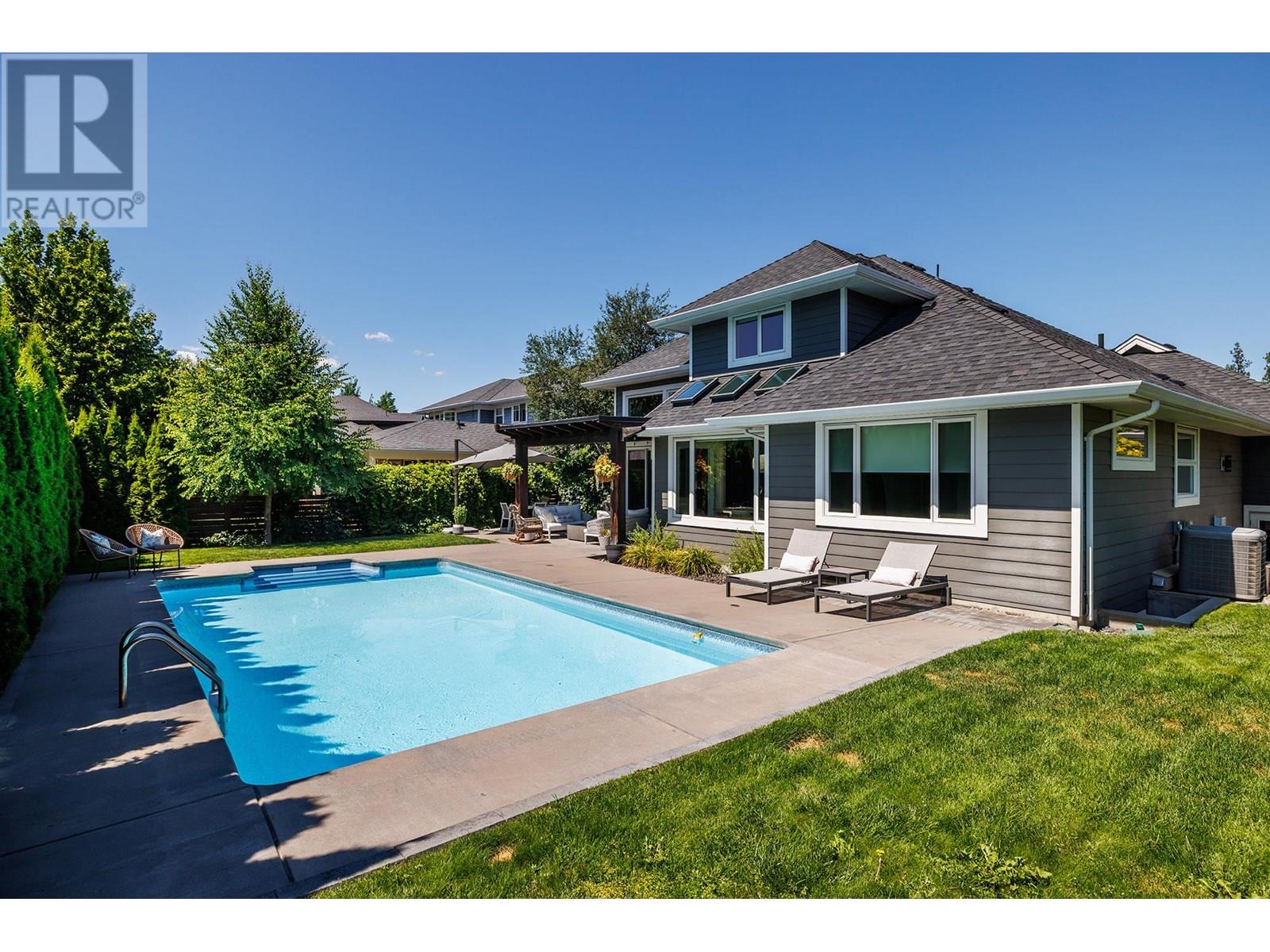 Property at 515 Metcalfe Avenue image 3