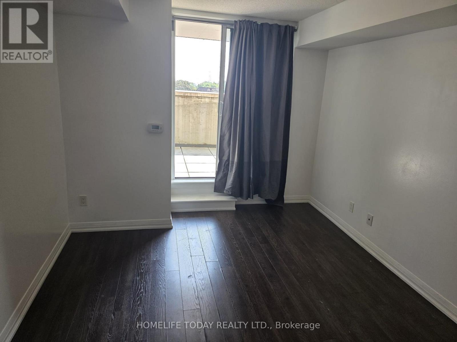201 - 30 Meadowglen Place, Toronto, Ontario  M1G 0A6 - Photo 7 - E12288356