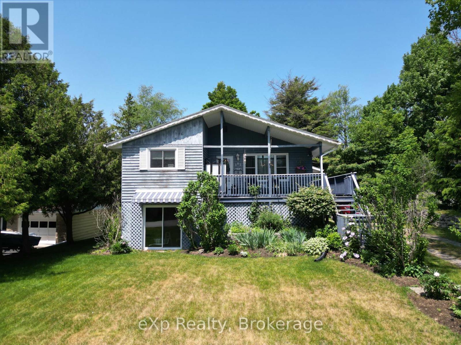 105 Menomini Road, Huron-Kinloss, Ontario  N2Z 2X3 - Photo 1 - X12271062
