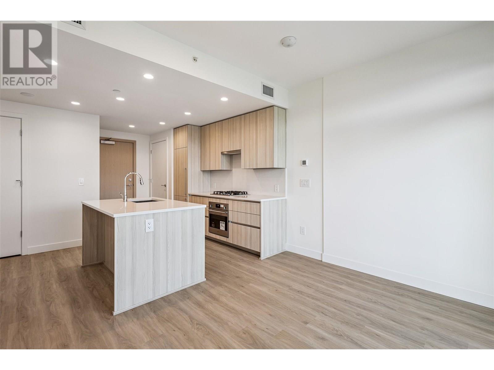 238 Leon Avenue Unit# 1805, Kelowna, British Columbia  V1Y 0N6 - Photo 11 - 10356242