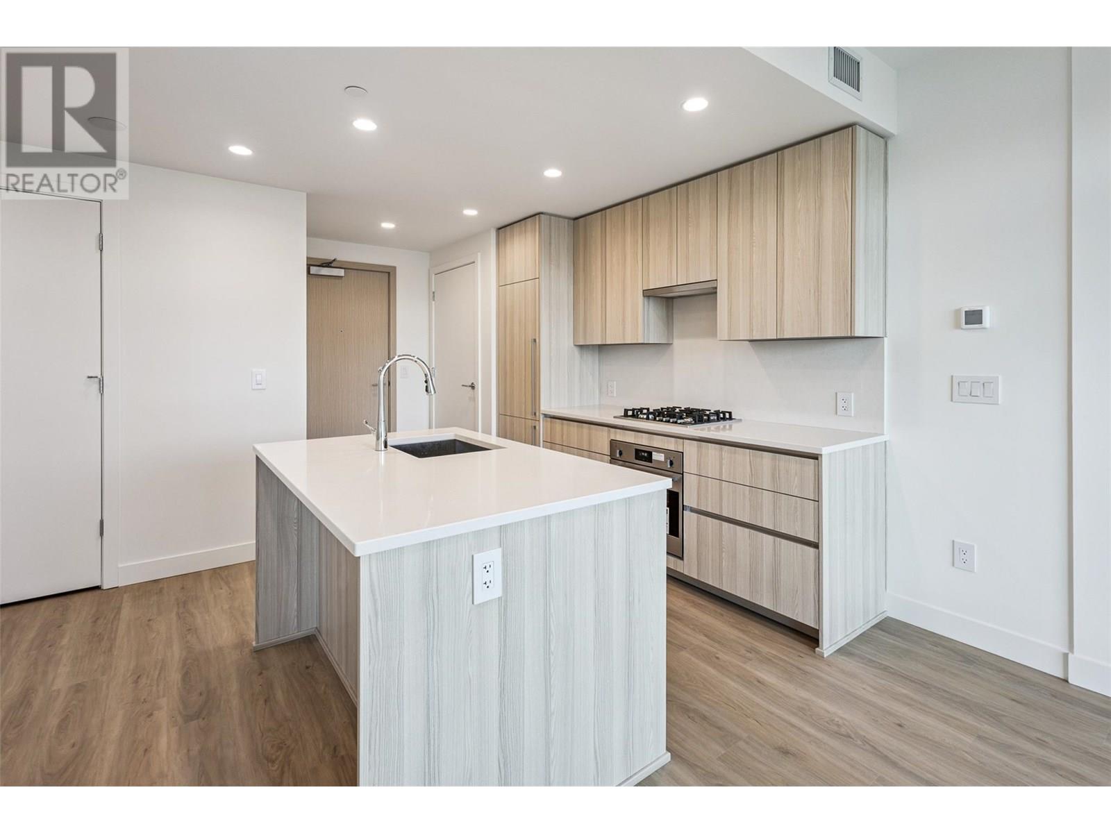 238 Leon Avenue Unit# 1805, Kelowna, British Columbia  V1Y 0N6 - Photo 8 - 10356242