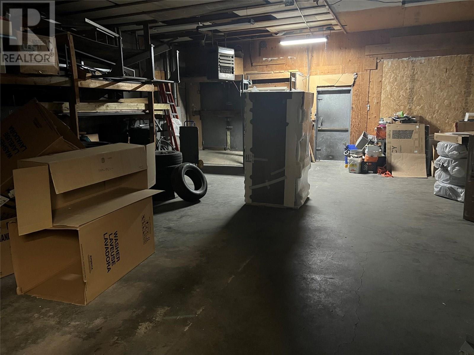 1809 Cranbrook Street N, Cranbrook, British Columbia  V1C 3S9 - Photo 14 - 10356070