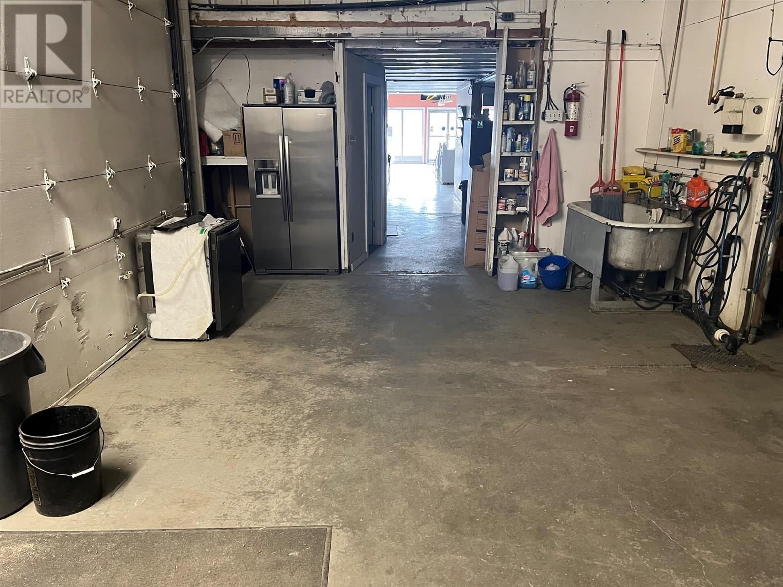 1809 Cranbrook Street N, Cranbrook, British Columbia  V1C 3S9 - Photo 9 - 10356070