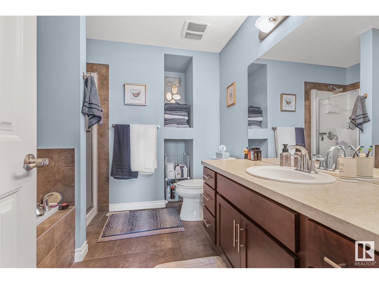 Property at 3883 GALLINGER LO NW image 1