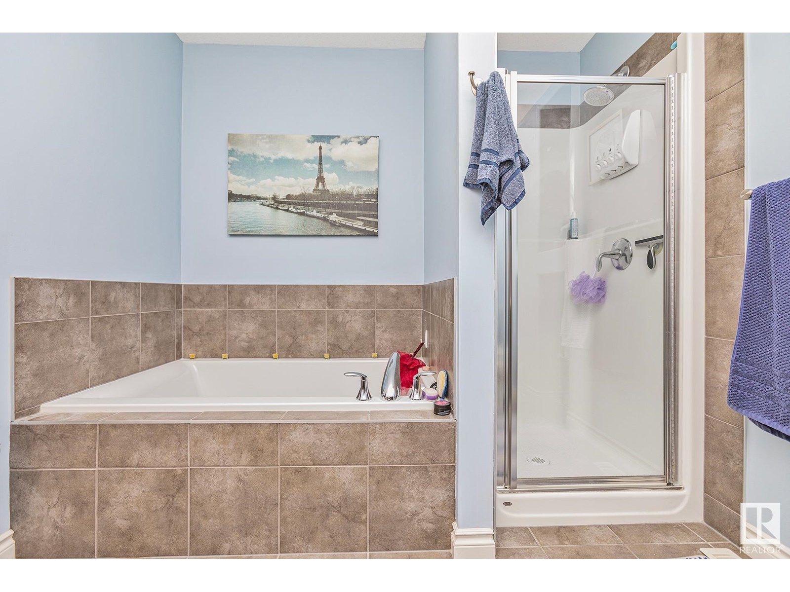 Property at 3883 GALLINGER LO NW image 2