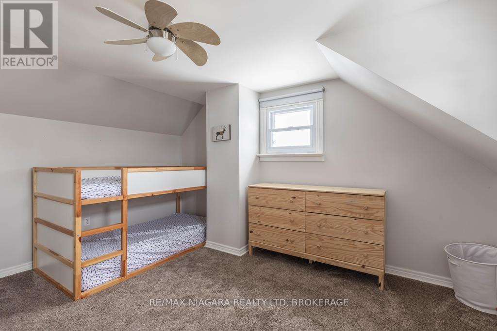 221 Wright Street, Welland, Ontario  L3B 2K4 - Photo 16 - X12288846