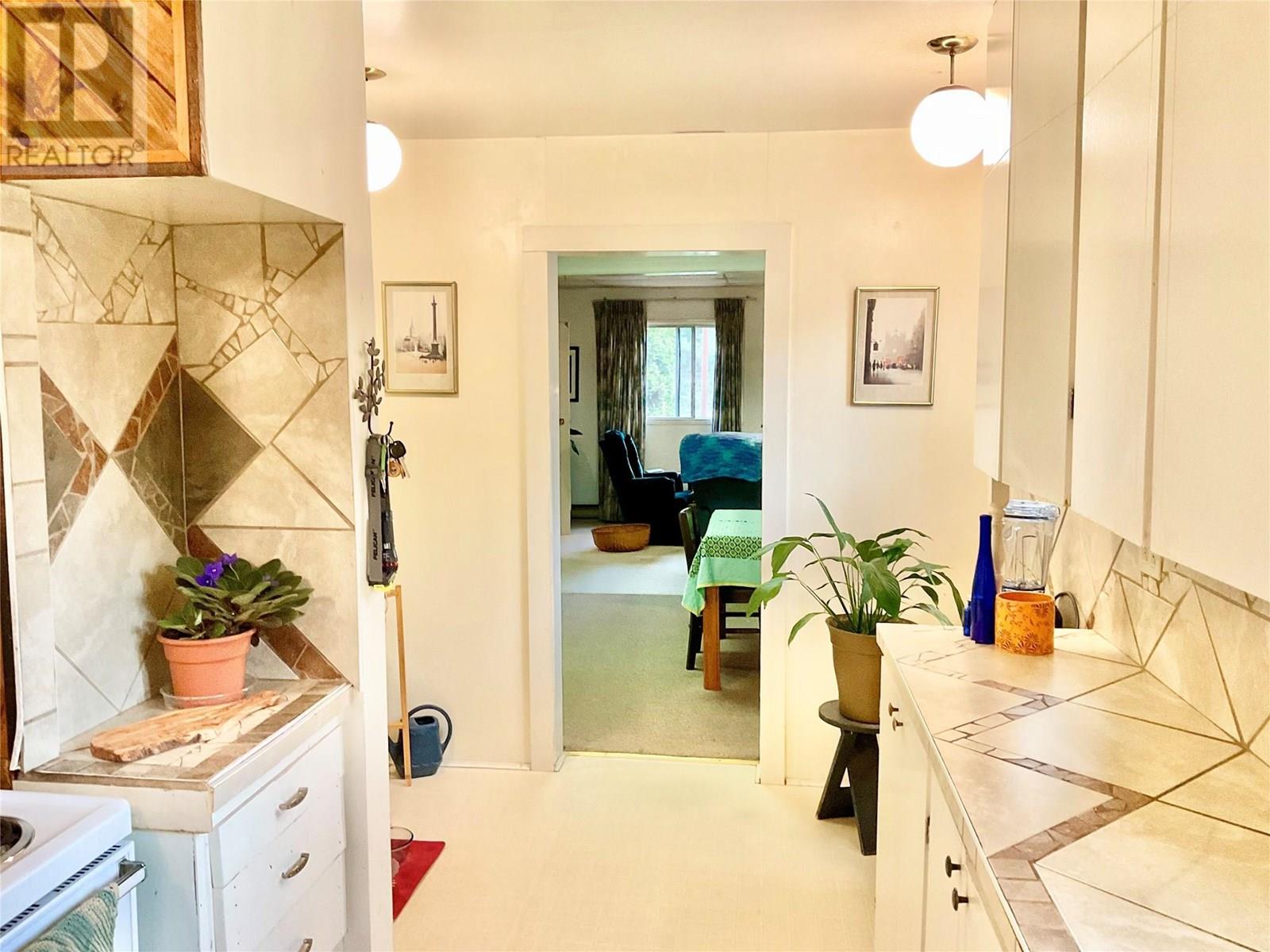 555 Everette Avenue, Greenwood, British Columbia  V0H 1J0 - Photo 20 - 10356160