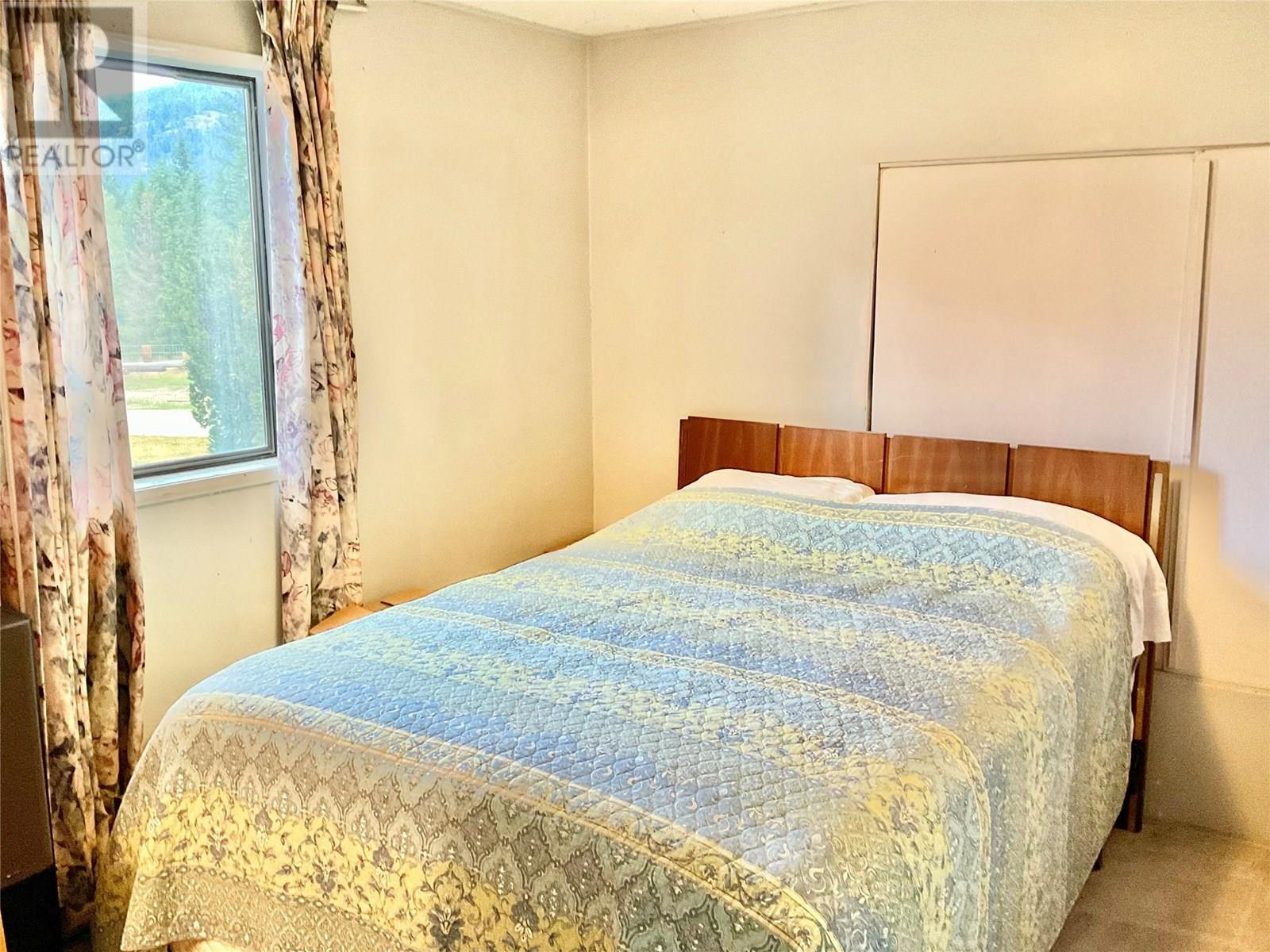 555 Everette Avenue, Greenwood, British Columbia  V0H 1J0 - Photo 34 - 10356160