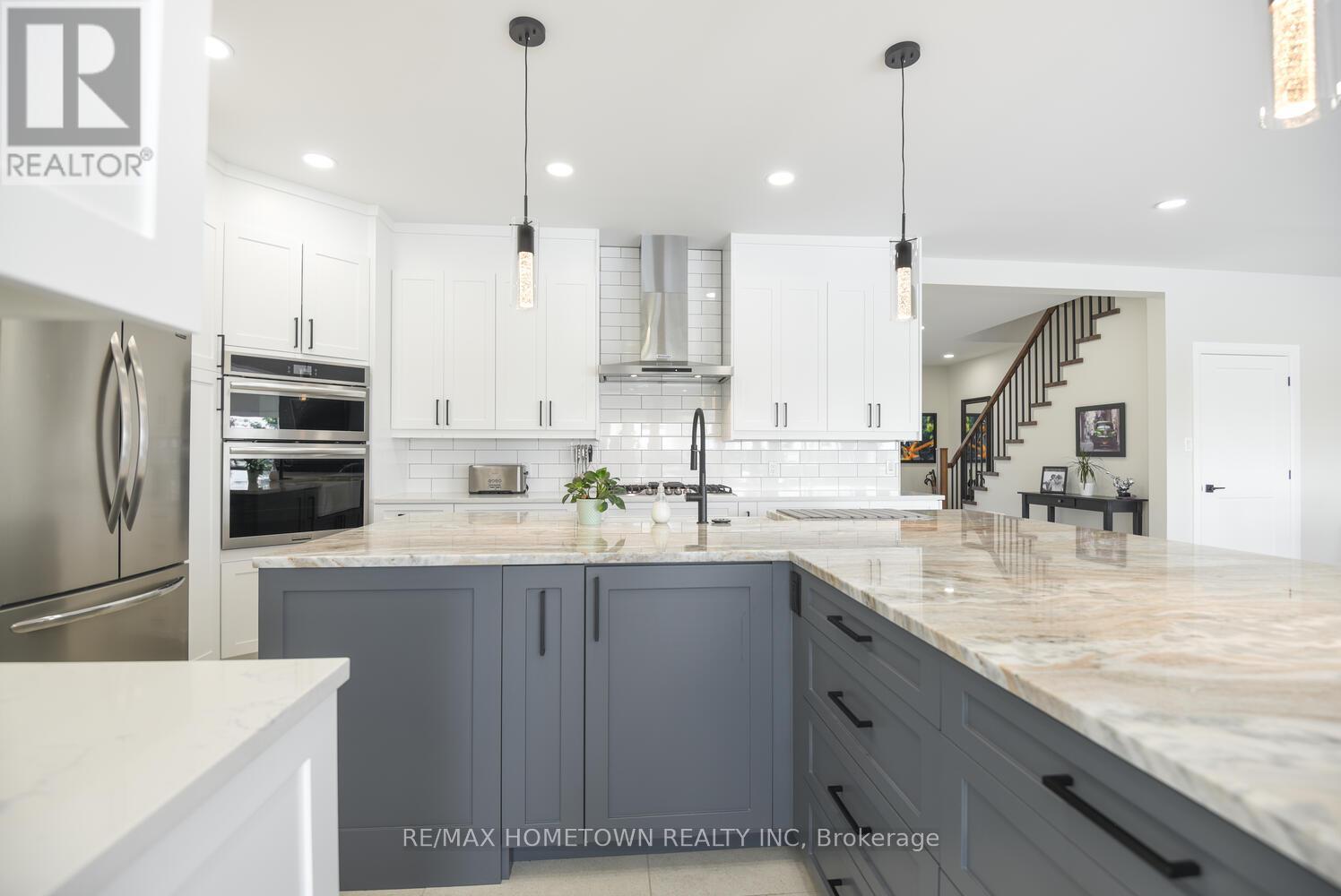 201 Empire Hanna Road E, Edwardsburgh/cardinal, Ontario  K0E 1E0 - Photo 10 - X12288845