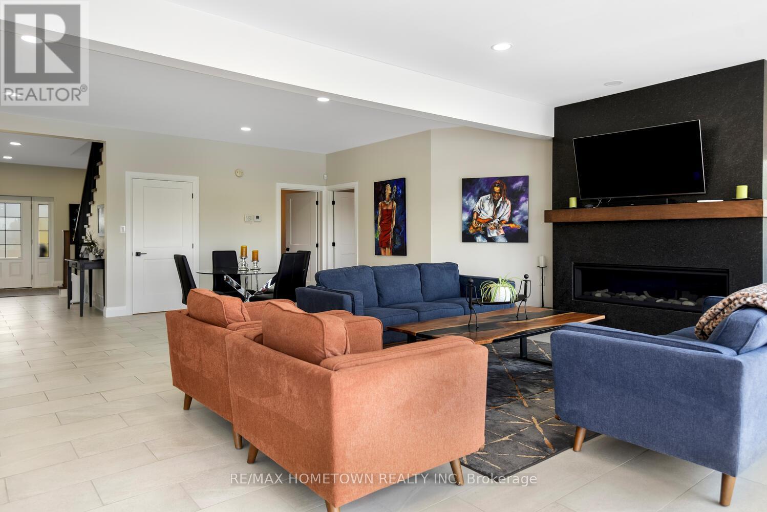 201 Empire Hanna Road E, Edwardsburgh/cardinal, Ontario  K0E 1E0 - Photo 15 - X12288845