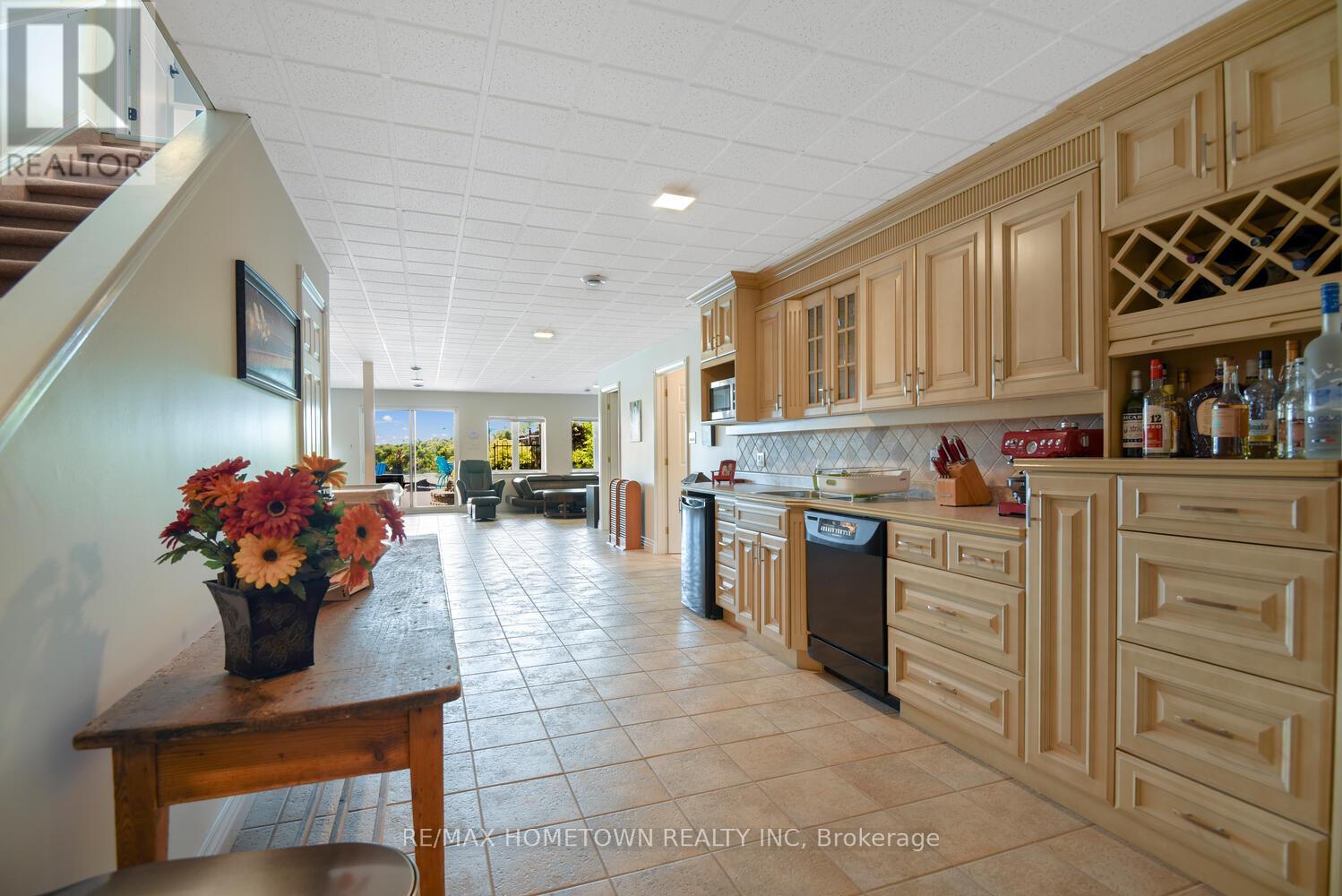 201 Empire Hanna Road E, Edwardsburgh/cardinal, Ontario  K0E 1E0 - Photo 34 - X12288845