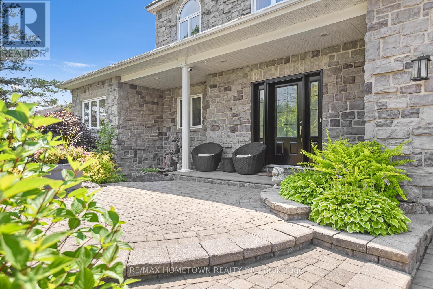 201 Empire Hanna Road E, Edwardsburgh/cardinal, Ontario  K0E 1E0 - Photo 7 - X12288845