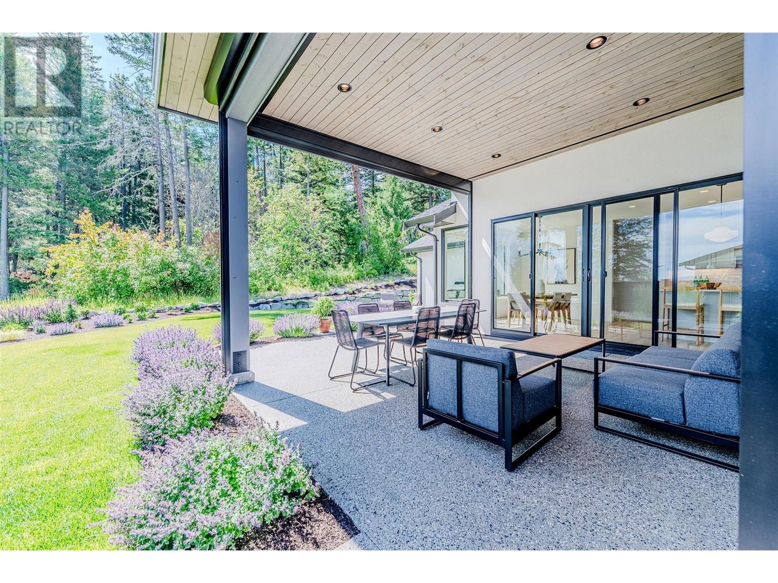 184 Diamond Way, Vernon, British Columbia  V1H 0A2 - Photo 11 - 10356127