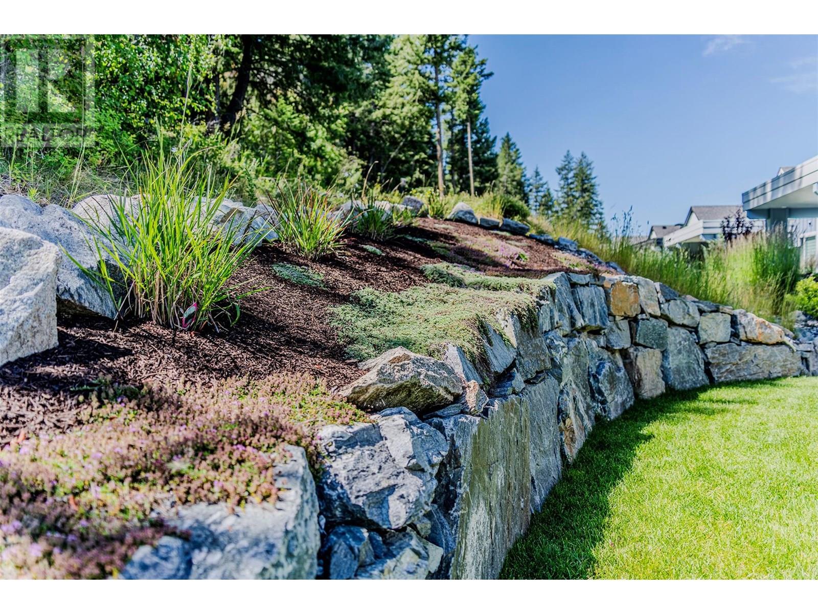 184 Diamond Way, Vernon, British Columbia  V1H 0A2 - Photo 41 - 10356127