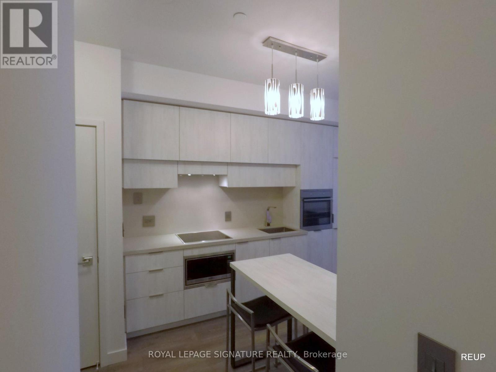 2402 - 8 Eglinton Avenue E, Toronto, Ontario  M4P 0C1 - Photo 4 - C12288604