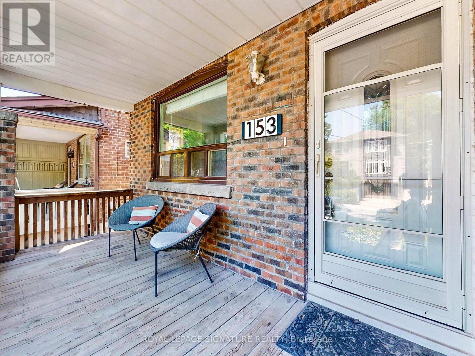 Property at 153 CASTLEFIELD AVENUE image 3