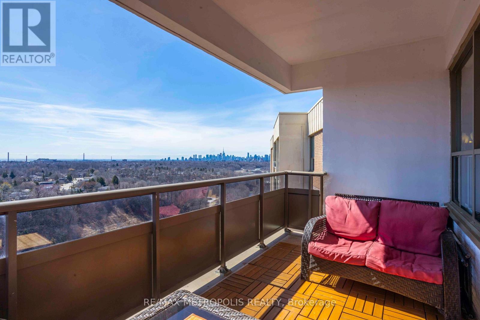 Ph01 - 15 Vicora Linkway, Toronto, Ontario  M3C 1A9 - Photo 13 - C12288713
