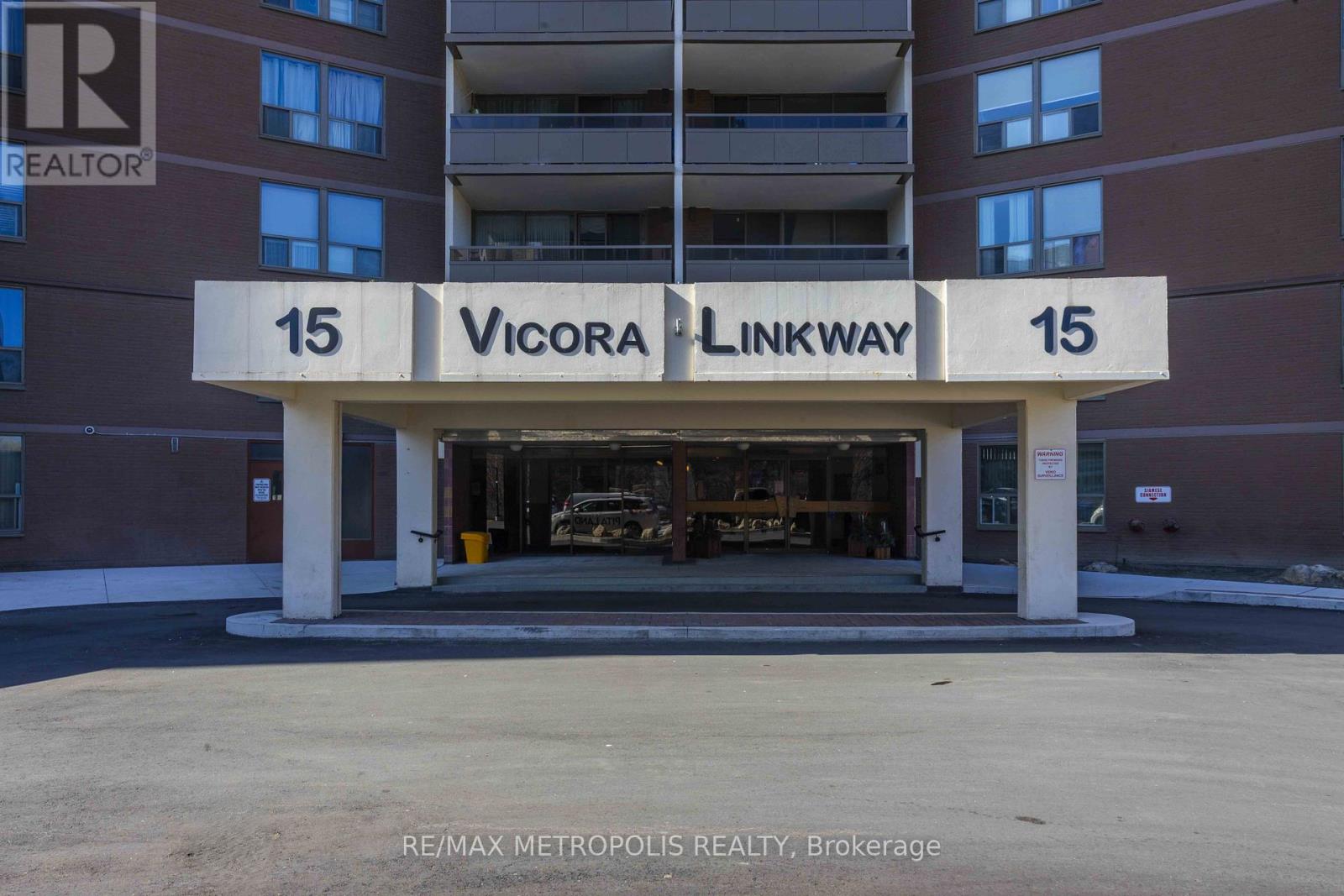Ph01 - 15 Vicora Linkway, Toronto, Ontario  M3C 1A9 - Photo 30 - C12288713
