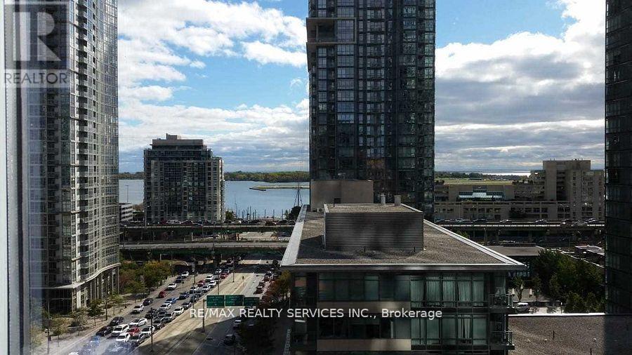 1019 - 4000 Spadina Avenue, Toronto, Ontario  M5V 3Y9 - Photo 2 - C12288744