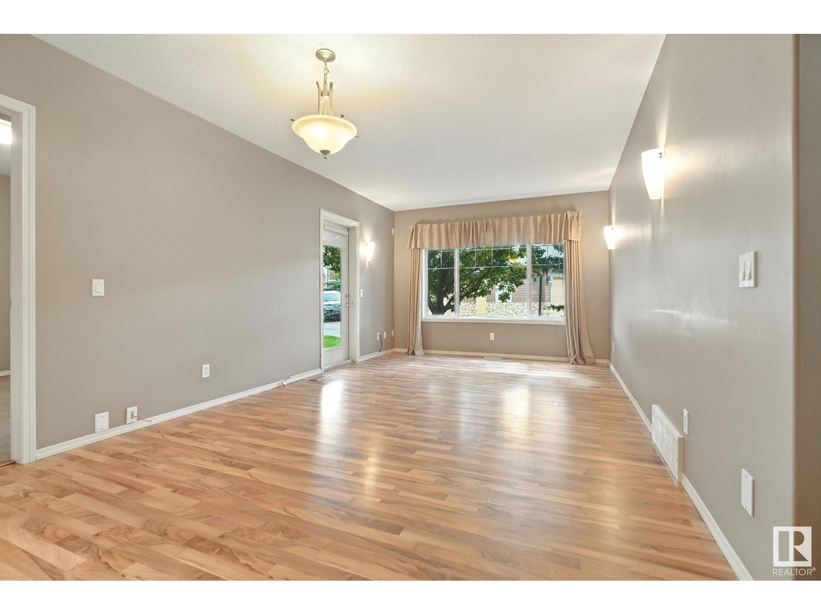 Property at #21 671 SILVER BERRY RD NW NW image 3