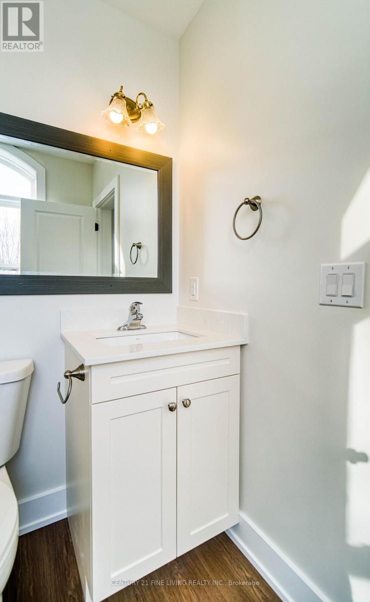 202 - 1614 Ridge Road E, Oro-Medonte, Ontario  L0L 1T0 - Photo 6 - S12288610