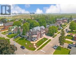 18 BURLINGTON STREET, Mississauga, Ontario