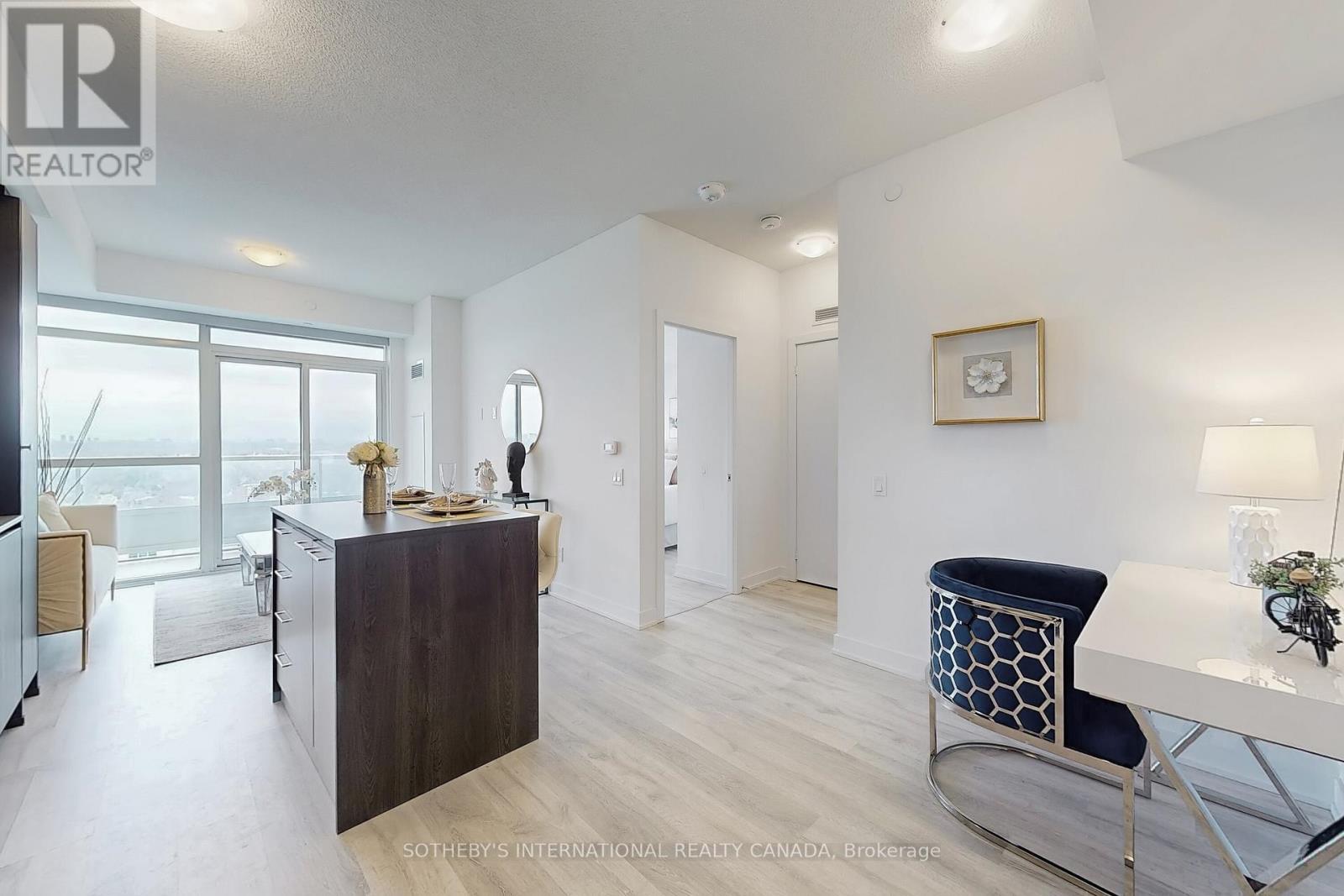 2011 - 251 Manitoba Street, Toronto, Ontario  M8Y 0C7 - Photo 10 - W12288747
