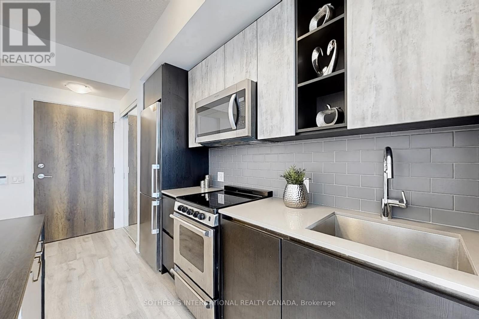 2011 - 251 Manitoba Street, Toronto, Ontario  M8Y 0C7 - Photo 14 - W12288747