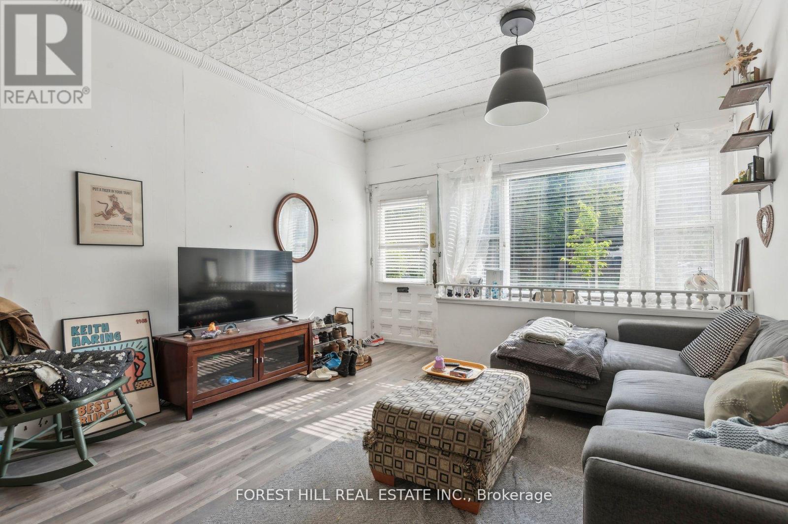 Property at 625 CRAWFORD STREET image 3