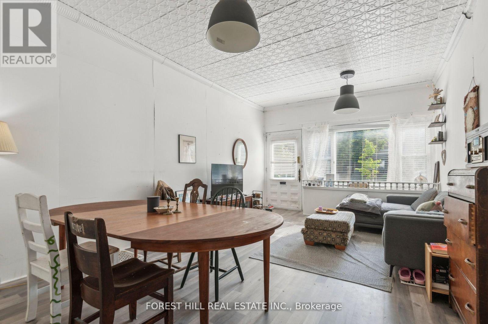 Property at 625 CRAWFORD STREET image 5