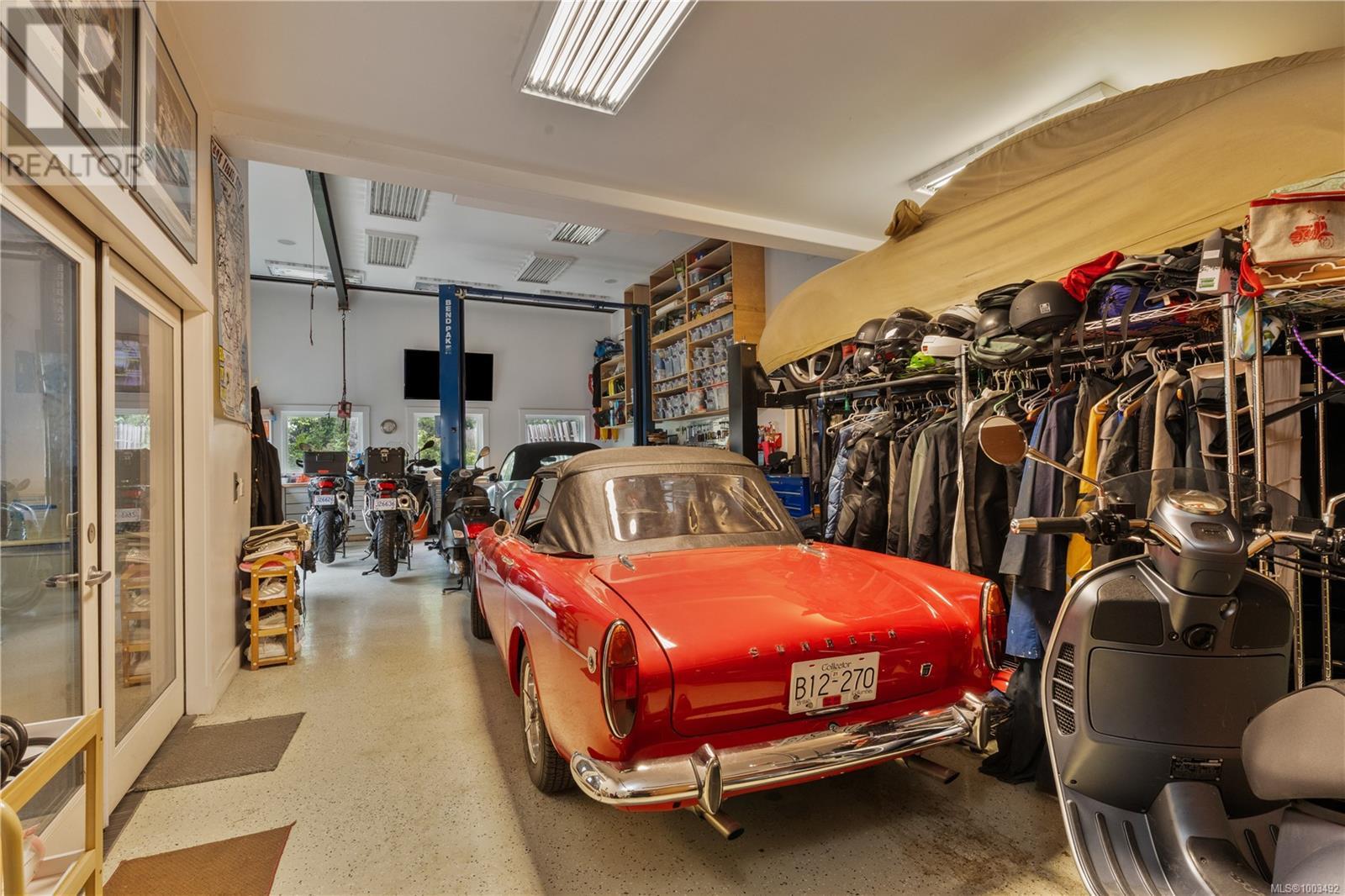 3290 Upper Terrace Rd, Oak Bay, British Columbia  V8R 6E6 - Photo 36 - 1003492