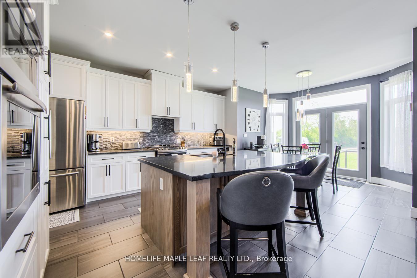 383066 20 Sdrd, Amaranth, Ontario  L9W 3W6 - Photo 11 - X12288600