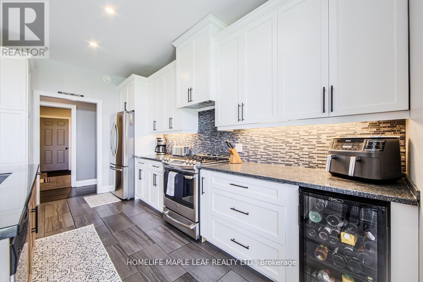 383066 20 Sdrd, Amaranth, Ontario  L9W 3W6 - Photo 12 - X12288600