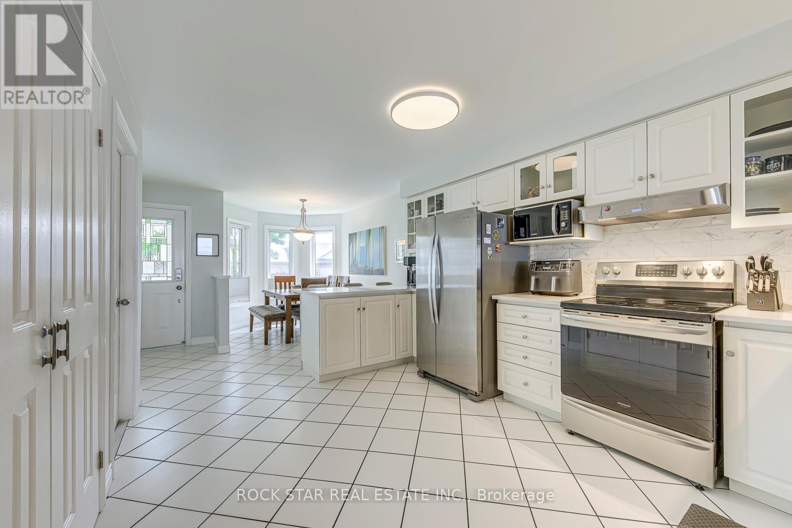 31 - 515 North Service Road, Hamilton, Ontario  L8E 5X6 - Photo 12 - X12288720
