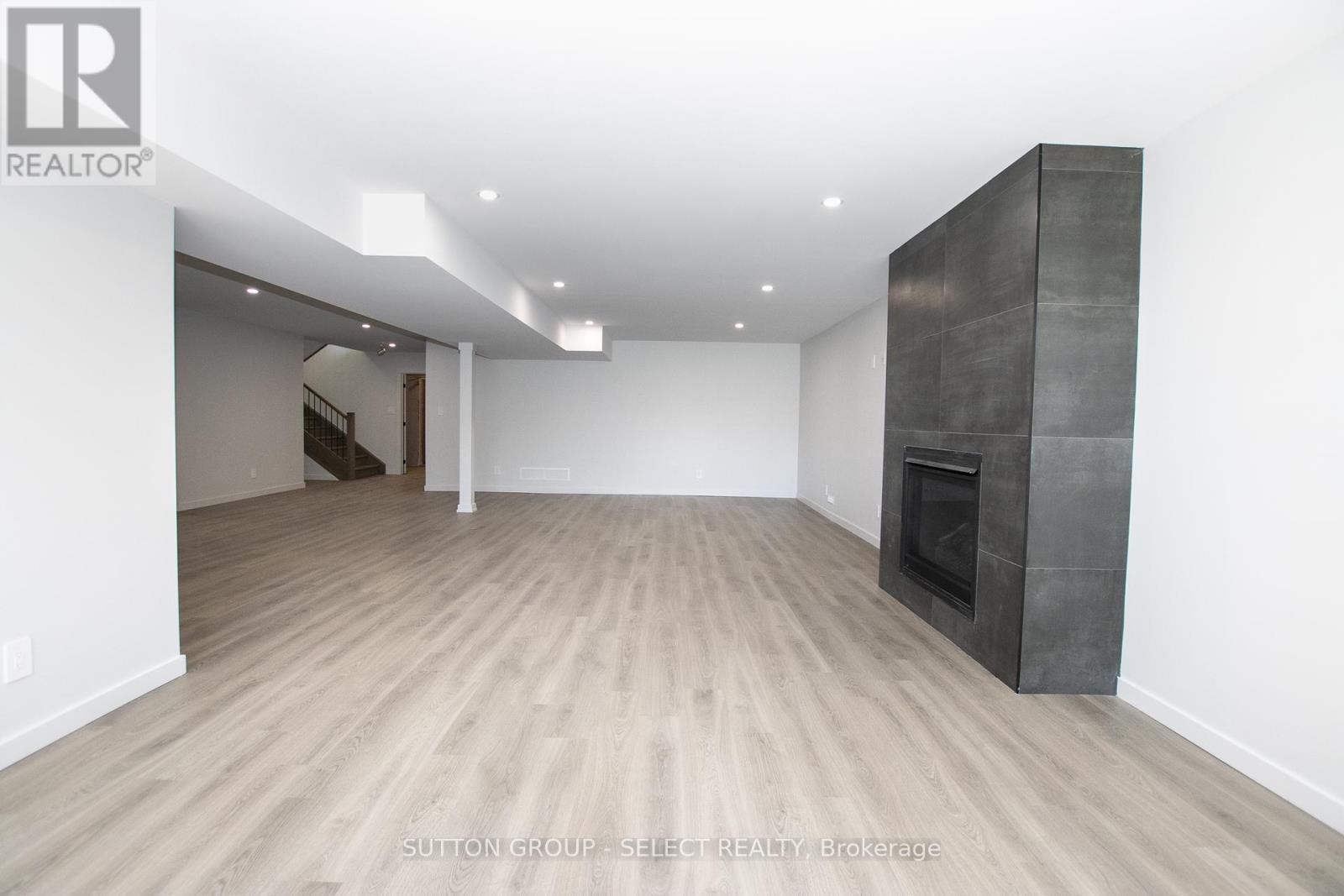 99 Optimist Drive, Southwold, Ontario  N5P 0G4 - Photo 36 - X12288938