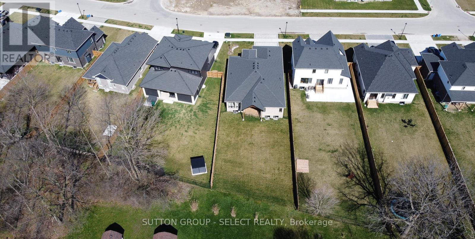 99 Optimist Drive, Southwold, Ontario  N5P 0G4 - Photo 40 - X12288938