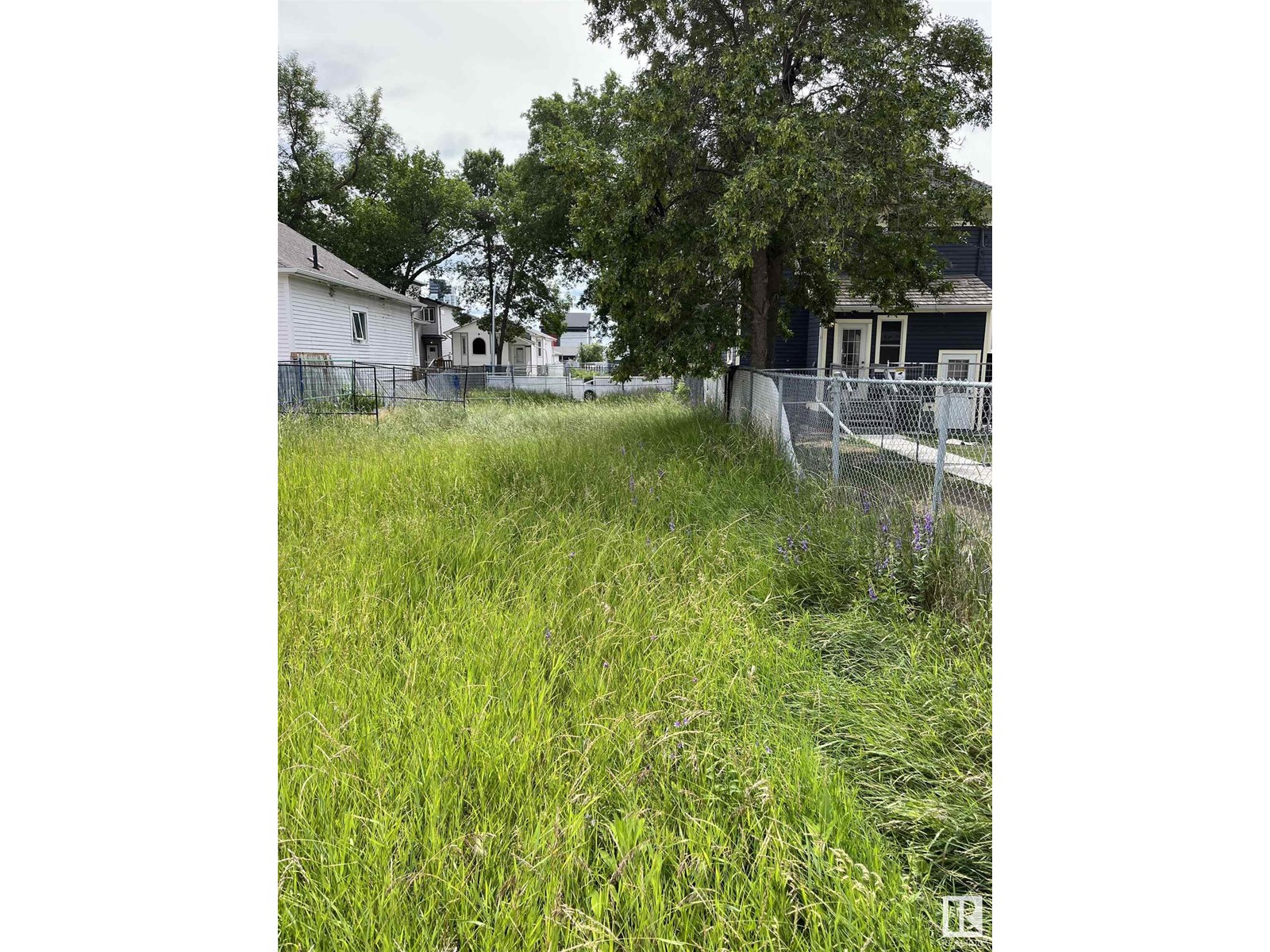 9546 106a Av Nw, Edmonton, Alberta  T5H 0T2 - Photo 4 - E4448033