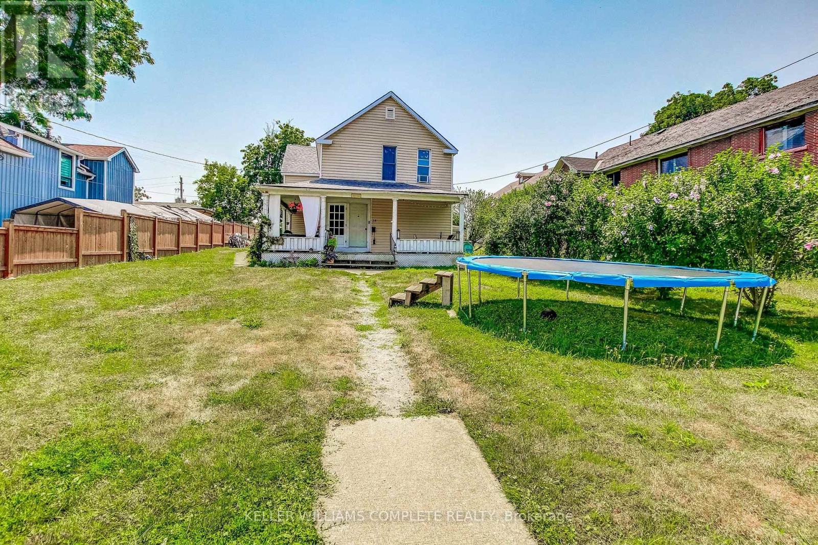 34 Forsythe Street W, Fort Erie, Ontario  L2A 1X2 - Photo 3 - X12288977