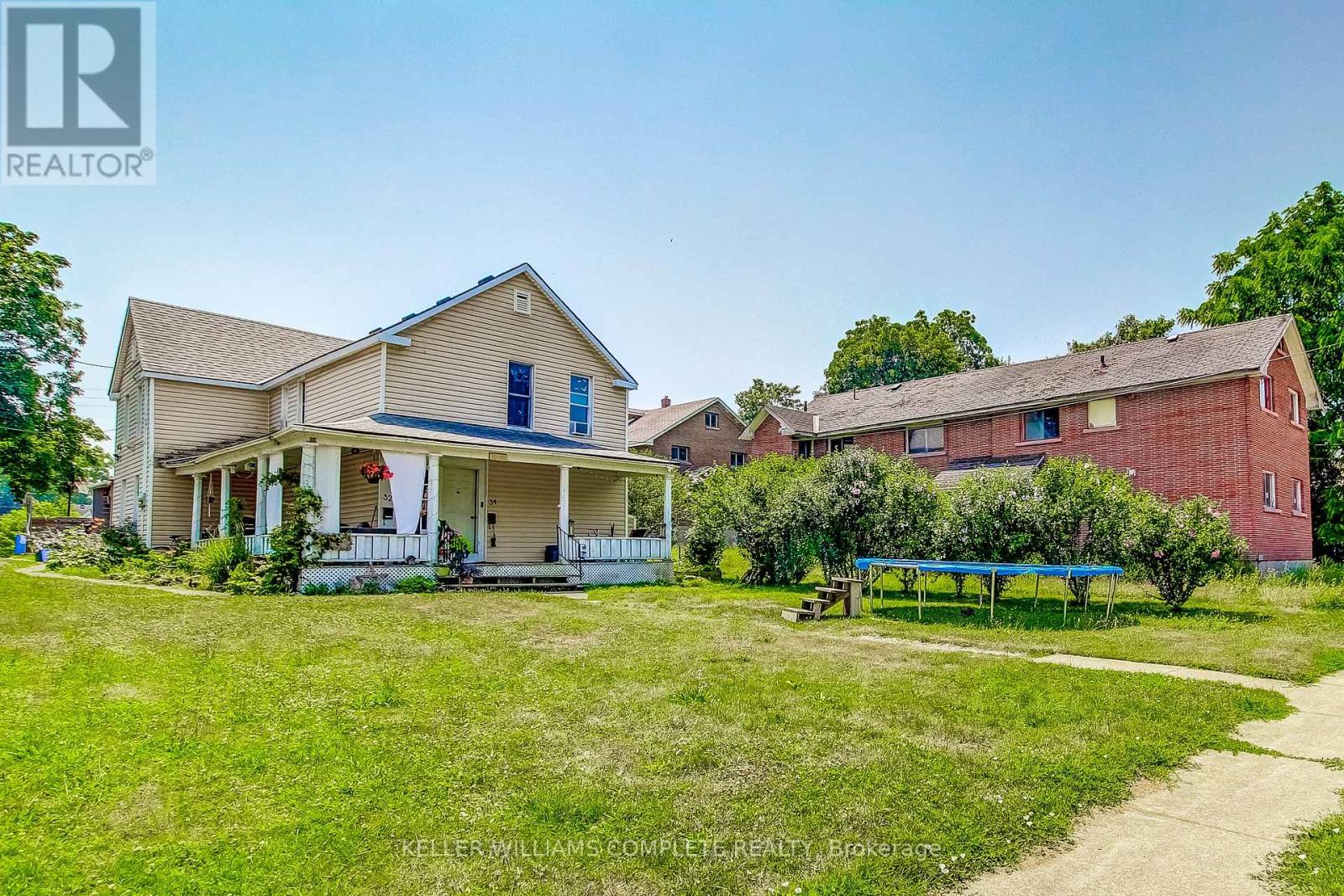 34 Forsythe Street W, Fort Erie, Ontario  L2A 1X2 - Photo 4 - X12288977