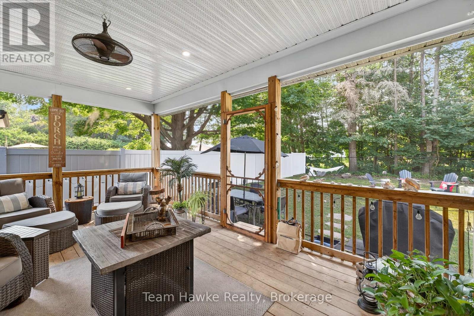 64 Broad Street, Penetanguishene, Ontario  L9M 1G4 - Photo 34 - S12288910