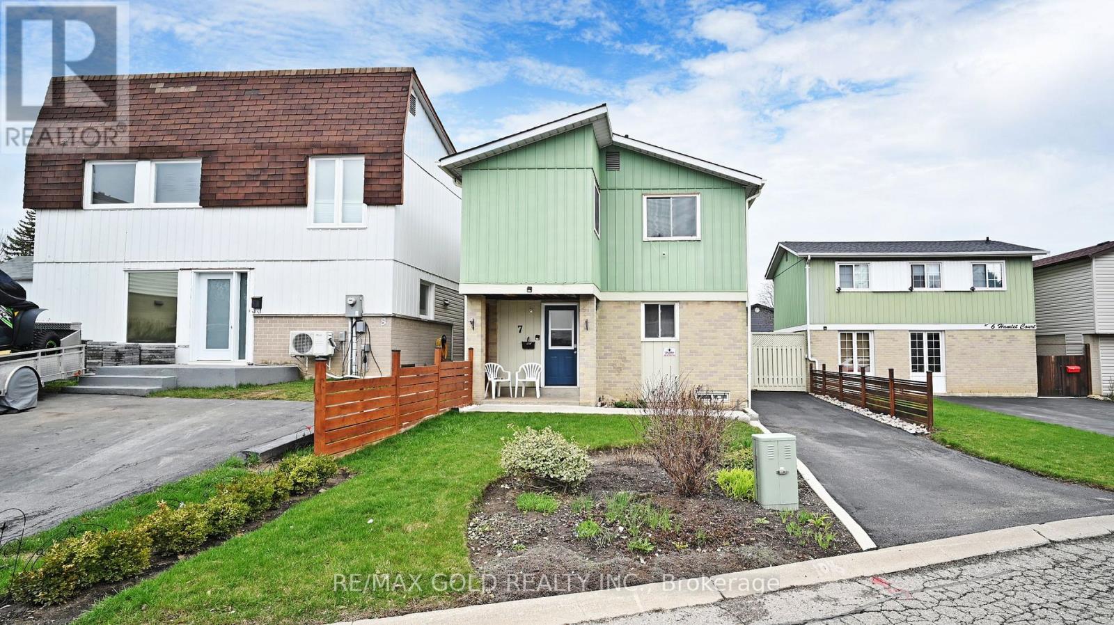 Property at 7 HAMLET COURT image 1