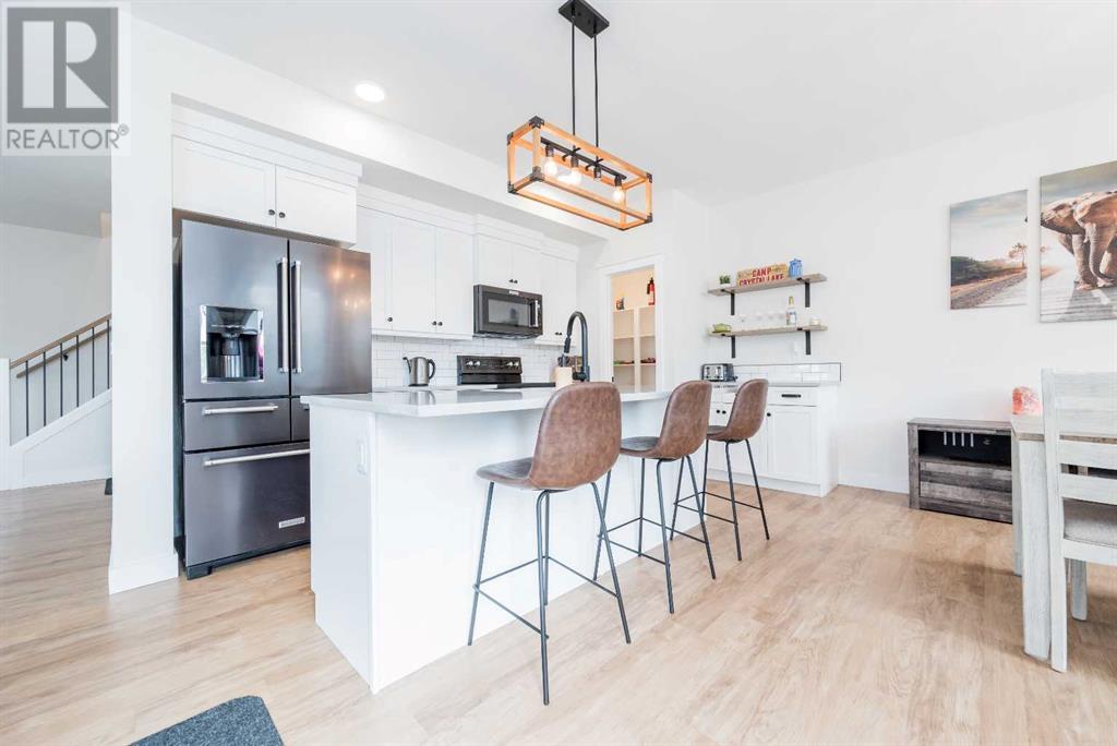 Property at 10425 130 Avenue image 2