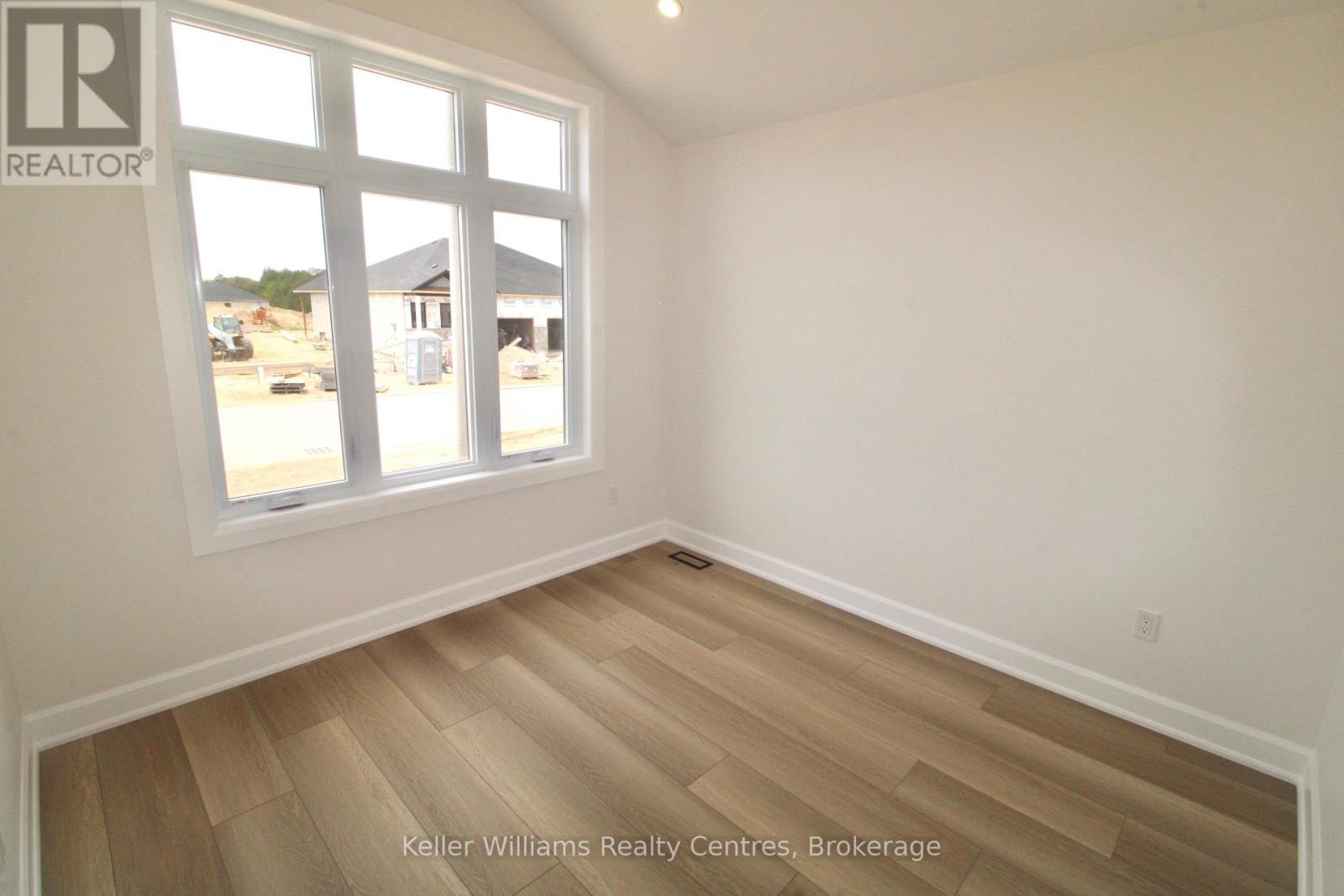 837 22nd Avenue A, Hanover, Ontario  N4N 0C5 - Photo 17 - X12288924