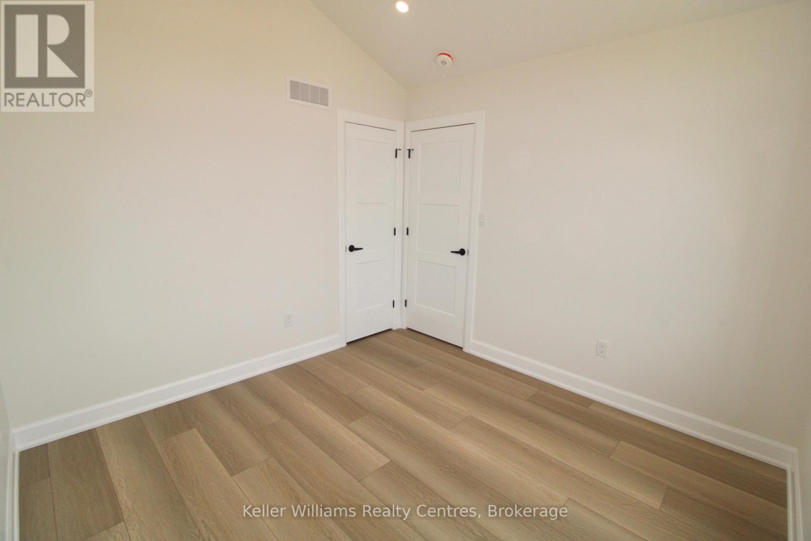 837 22nd Avenue A, Hanover, Ontario  N4N 0C5 - Photo 18 - X12288924