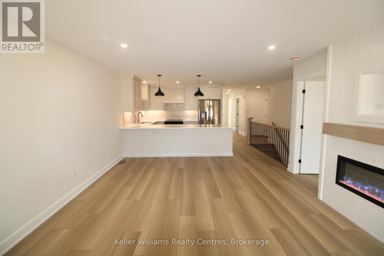 837 22nd Avenue A, Hanover, Ontario  N4N 0C5 - Photo 4 - X12288924