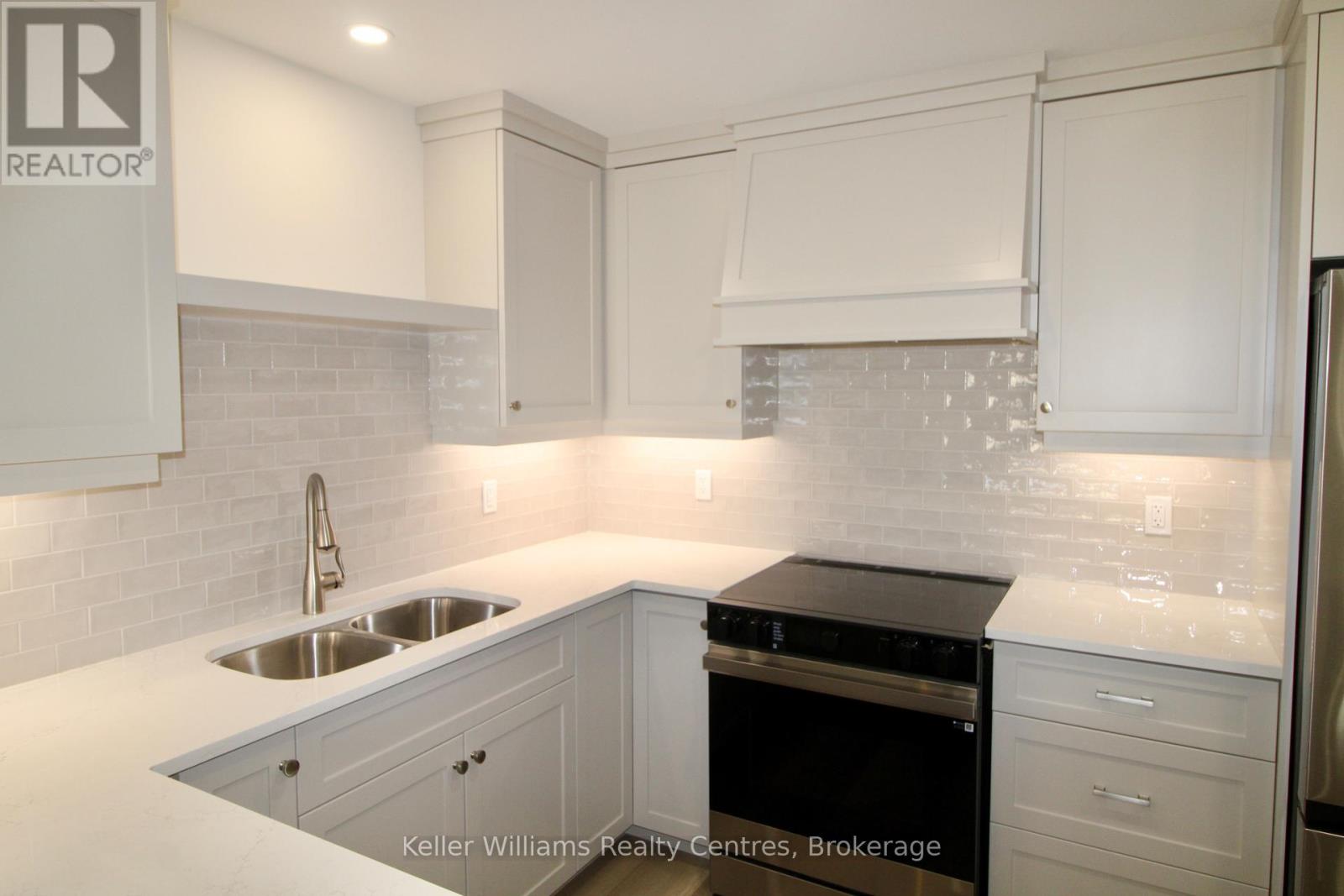 837 22nd Avenue A, Hanover, Ontario  N4N 0C5 - Photo 6 - X12288924