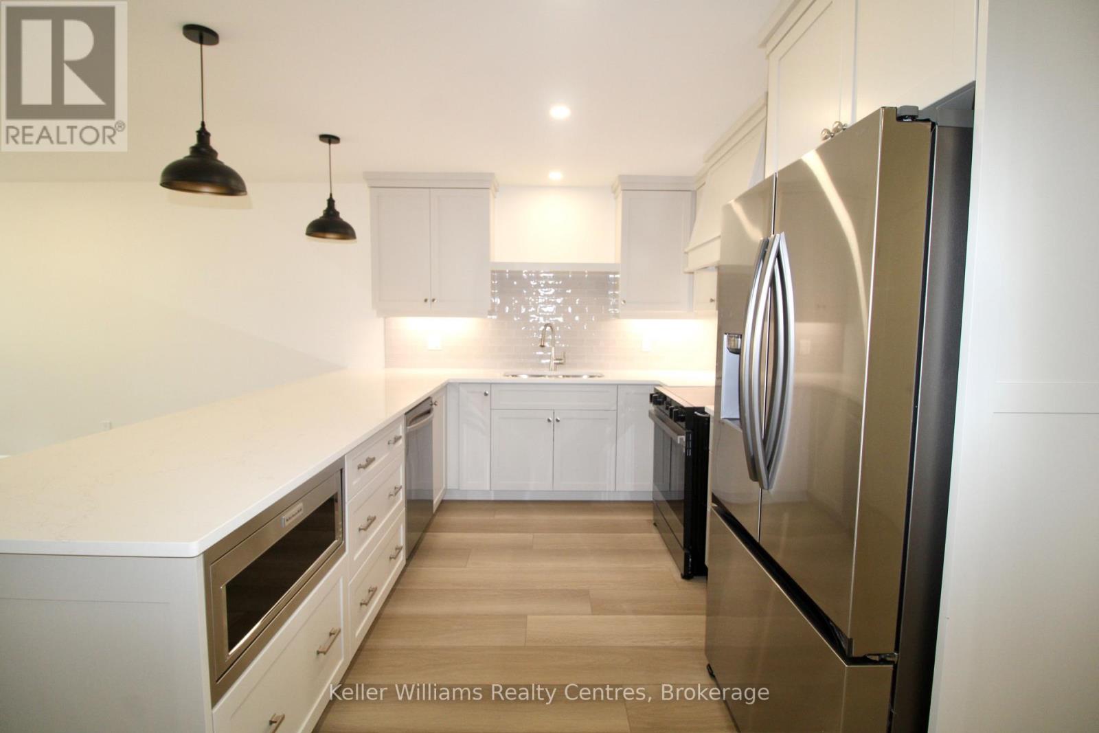 837 22nd Avenue A, Hanover, Ontario  N4N 0C5 - Photo 7 - X12288924
