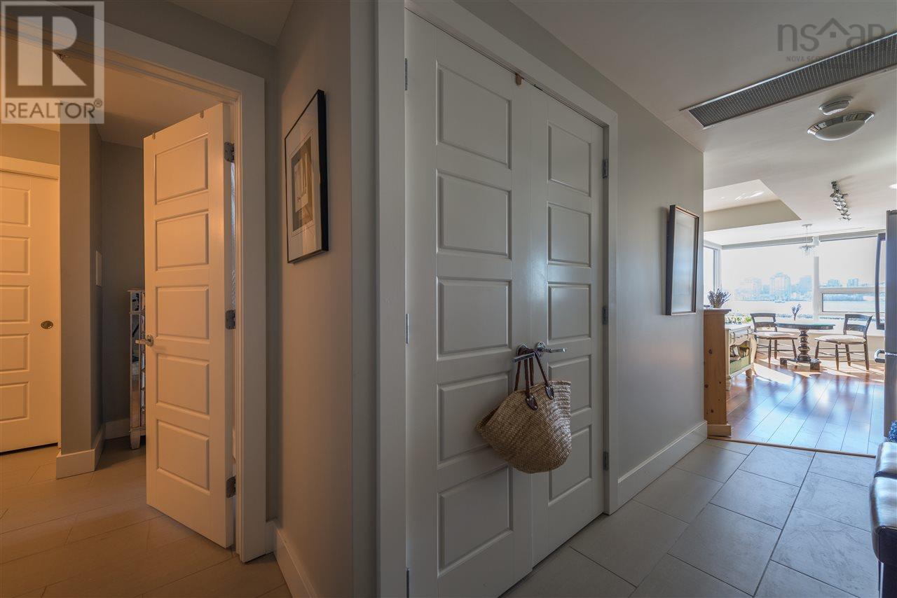 Property at 307 31 Kings Wharf Place image 5