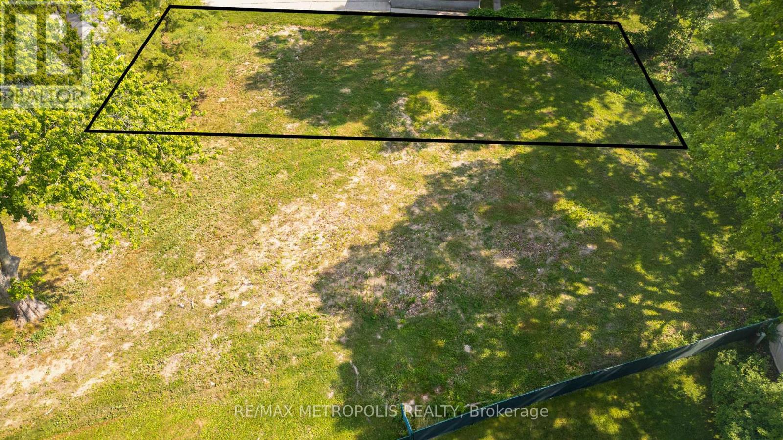 1307-N Ridgewood Drive, Sarnia, Ontario  N7V 3R2 - Photo 10 - X12288777