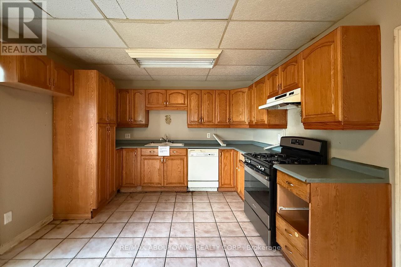 214 Burlington Street E, Hamilton, Ontario  L8L 4H1 - Photo 7 - X12288838